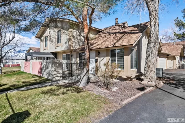 MLS: 250005125 Condo For Sale