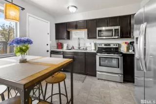 Photo #3: 250005194 Listing