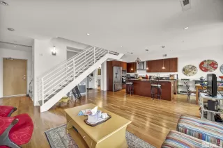 Photo #1: 250005249 Listing 