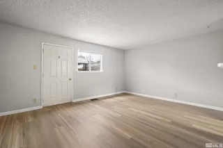 Photo #3: 250005344 Listing