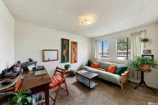 Photo #6: 250005408 Listing 