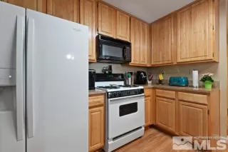 Photo #6: 250005422 Listing 