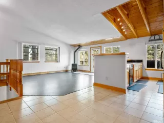 Photo #3: 250005447 Listing 