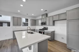 Photo #4: 250005455 Listing