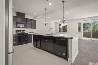 Photo #3: 250005578 Listing 