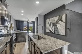 Photo #2: 250005585 Listing