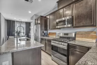 Photo #3: 250005585 Listing