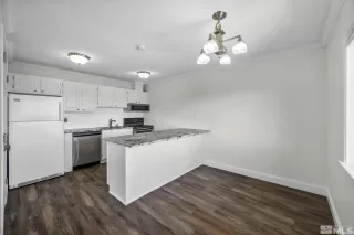 Photo #5: 250005590 Listing 