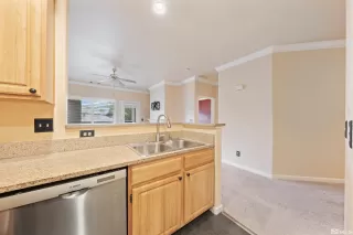 Photo #4: 250005749 Listing 