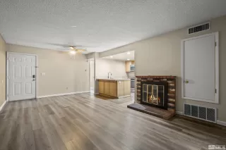 Photo #3: 250005909 Listing