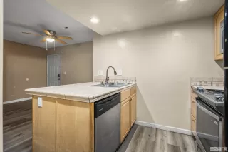 Photo #6: 250005909 Listing