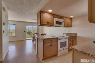 Photo #2: 250005948 Listing 