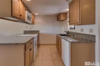 Photo #3: 250005948 Listing 