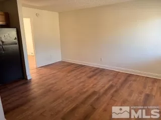 Photo #3: 250006023 Listing