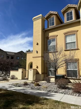 Photo #1: 250006139 Listing 