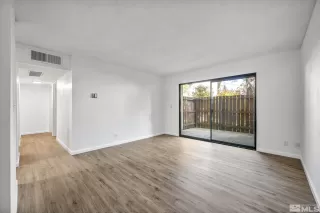 Photo #1: 250006151 Listing