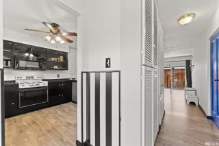 Photo #6: 250006231 Listing 