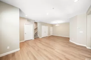 Photo #3: 250006296 Listing 