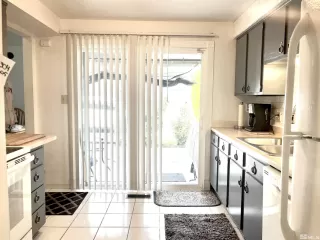 Photo #5: 250006335 Listing 