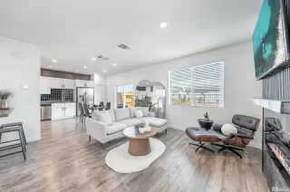 Photo #3: 250006368 Listing 