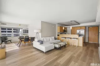 Photo #4: 250006382 Listing 