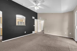 Photo #2: 250050041 Listing 