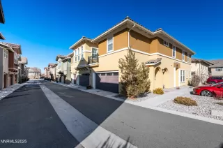 Photo #1: 250050121 Listing 