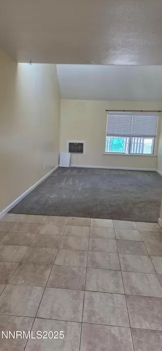 Photo #2: 250050197 Listing