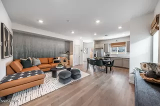 Photo #4: 250050219 Listing