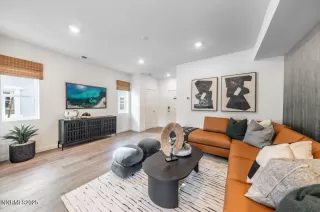 Photo #6: 250050219 Listing