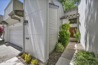 Photo #3: 250050229 Listing 