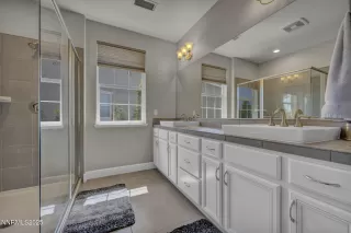 Photo #6: 250050241 Listing