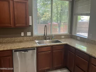 Photo #3: 250050284 Listing