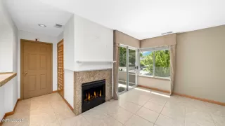 Photo #5: 250050321 Listing 