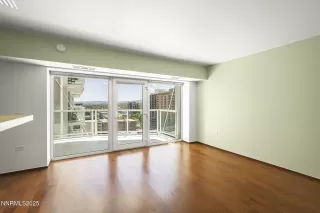 Photo #4: 250050342 Listing 