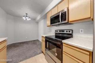 Photo #3: 250050362 Listing 