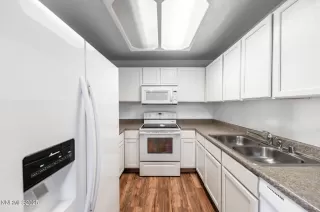 Photo #4: 250050446 Listing 