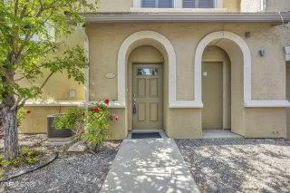 Photo #2: 250050463 Listing 