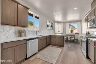 Photo #6: 250050532 Listing 