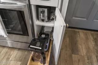 Photo #6: 250050611 Listing