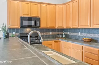 Photo #6: 250050641 Listing 