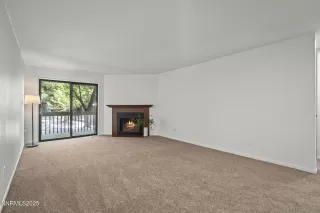 Photo #6: 250050649 Listing