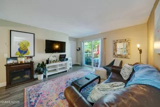 Photo #4: 250050719 Listing