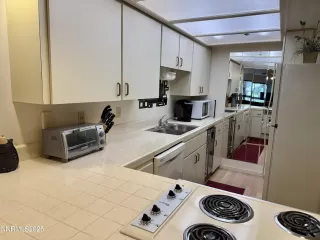 Photo #4: 250050756 Listing