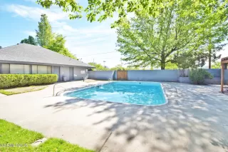 Photo #1: 250050784 Listing 