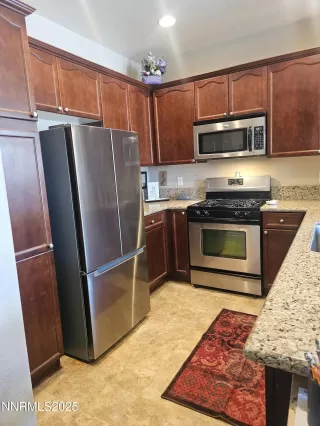 Photo #2: 250050886 Listing 