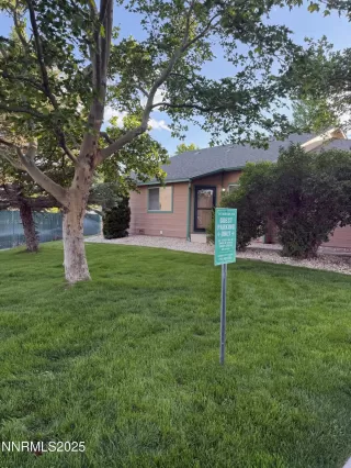 Photo #1: 250050897 Listing 