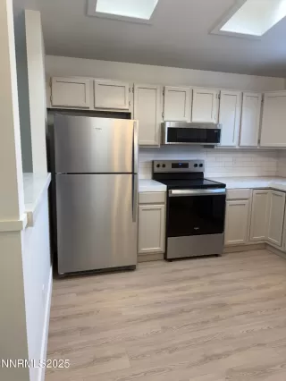 Photo #6: 250050897 Listing 