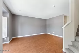 Photo #5: 250050974 Listing 