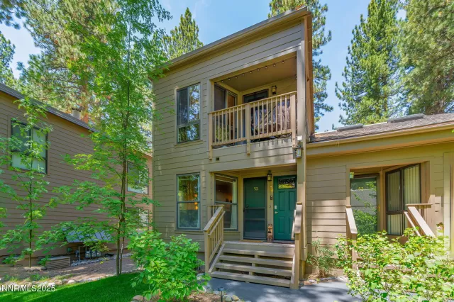 MLS: 250051004 Condo For Sale